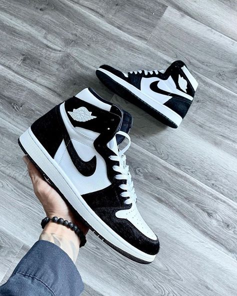 Air Jordan 1 Panda,Air Jordan 1 Outfit Panda,Panda Jordan 1,,Air Jordan 1 Outfit Women,Air Jordan 1 Black,Black Jordan 1 Air Jordan 1 High Black And White, Jordan 1 High Panda, Jordan Panda, Tenis Nike Jordan, Jordan 1 Men, Air Jordan 1 Panda, Jordan 1 Panda, Black And White Nike Shoes, Panda Sneakers