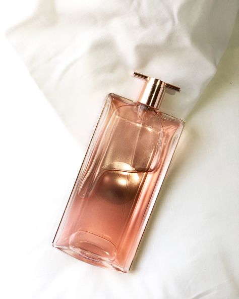 Lancome Idole Aura, Perfume Idole Lancome, Idole Lancome Perfume, Lancome Idole Perfume, Idole Perfume, Feminine Core, Aura Perfume, Peppy Style, Luxury Scents