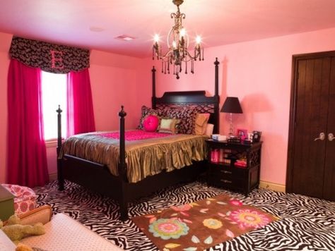 cornice board Cheetah Room, Hot Pink Bedrooms, Girls Bedroom Sets, Fancy Bedroom, Girls Room Design, Pink Bedroom For Girls, Pink Bedrooms, Girl Bedroom Designs