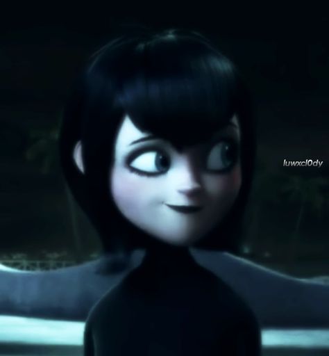 Mavis Aesthetic Icon, Vampire Cartoon Character, Mavis Hotel Transylvania Aesthetic, Mavis Dracula Icons, Mavis Aesthetic, Mavis Icon, Mavis Pfp, Vampire Cartoon, Bff Pfp Matching Aesthetic