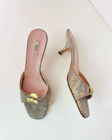 Archive Square (@archive_square) • Instagram photos and videos Dainty Shoes, Lavender Silk, Chic Heels, Floral Heels, Vintage Heels, Cute Heels, Girly Shoes, Shoe Inspo, Aesthetic Shoes