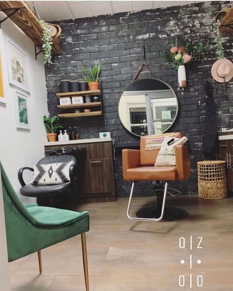 747 Likes, 35 Comments - Sola Salon Studios (@solasalons) on Instagram: “Good vibes at @opal_onyx_studio 🙌” My Salon Suite Modern, Salon Suite Color Schemes, Industrial Salon Suite, Country Chic Salon Ideas, Small Salon Boutique Ideas, Japandi Hair Salon, Earthy Salon Ideas, Salon Studio Suite Ideas, Witchy Hair Salon