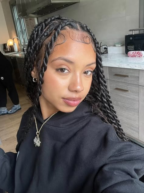 Masculine Women, Cute Box Braids Hairstyles, Protective Hairstyles Braids, Pretty Braided Hairstyles, Hairstyle Inspo, Baddie Hairstyles, Box Braids Hairstyles, Braids For Black Hair, Women Hairstyles