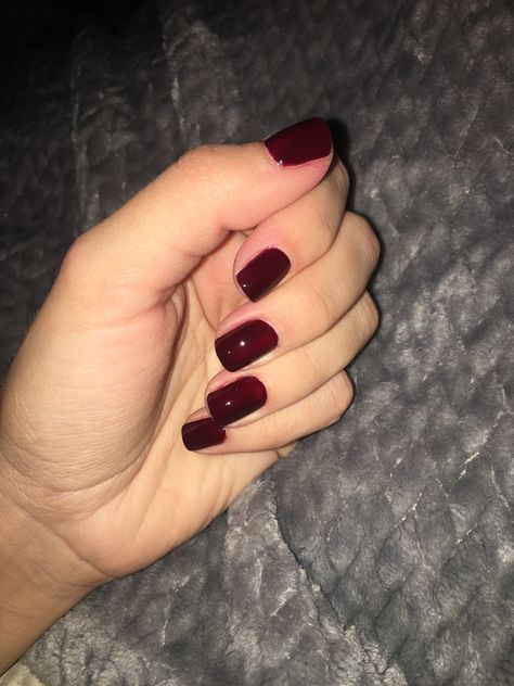 Berry Nail Polish, Berry Nails, Maroon Nails, Hello Nails, Nail Growth, Blush Nails, Indie Jewelry, Food Snapchat, Ideas For Instagram Photos