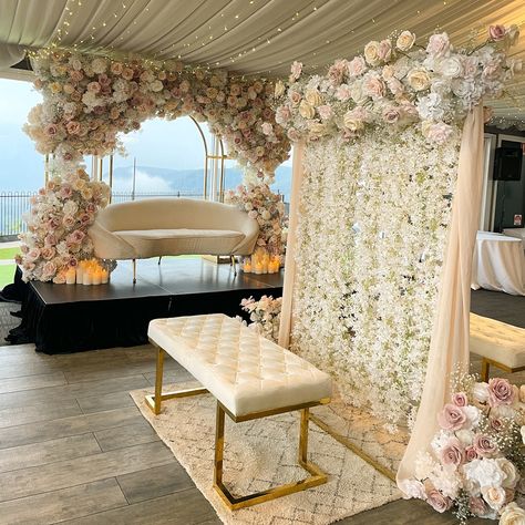 A perfect blend of beauty and elegance – a Nikkah partition with a pretty sofa stage. Styling, decor, flowers and set up by @museweddingsandevents Venue @panoramahouse.bulli Nikkah Flower Partition, Nikkah Set Up, Nikkah Decor At Home, Nikkah Partition, Nikkah Stage, Backyard Nikkah, Nikkah Ideas, Nikkah Decor, Shaadi Decor