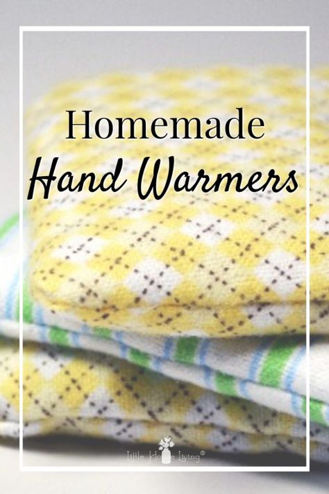 Need to keep your fingers warm while you are outside this winter? Learn how to make your own rice Hand Warmers that can be reused time and time again. #makeyourown #sewingproject #sewingpattern #homemade #handwarmers #homemadehandwarmers Diy Hand Warmers, Sewing Projects Ideas, Sewing Project Ideas, Fat Quarter Projects, Simple Sewing, Top Sewing, Beginner Sewing Projects Easy, Diy Travel, Leftover Fabric