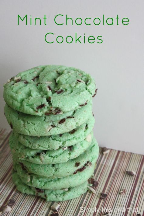 Mint Chocolate Cookies, Andes Mint Cookies, Mint Desserts, Mint Chocolate Chip Cookies, Andes Mint, Mint Cookies, Easy Baking Recipes Desserts, Easy Snack Recipes, Sweet Snacks Recipes