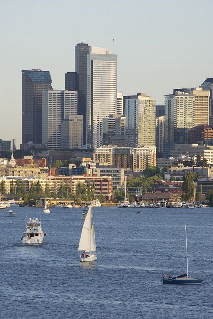 Lake Union Lake Union Seattle, Rainy Seattle, Washington Adventures, Seattle Life, City Aesthetics, Rainy City, Visit Seattle, Sleepless In Seattle, Lake Union