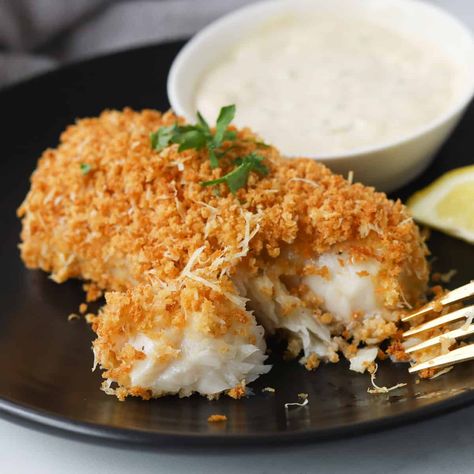 Oven Baked Breaded Fish, Baked Panko Fish, Breaded Cod Fish Recipes, Parmesan Panko Crusted Fish, Fish Parmesan Oven Baked, Panko Parmesan Tilapia, Pablo Crusted Cod, Baked Breaded Fish Recipes Oven, Panko Tilapia Baked