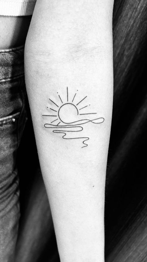 Sunset and Sea 🌊 Beach Sunrise Tattoo Ideas, Lake Sunset Tattoo, Sunset Ocean Tattoo, Sunset Tattoos For Women, Sunrise Tattoo, Lake Tattoo, Sunset Tattoo, Sunset Tattoos, Sea Tattoo