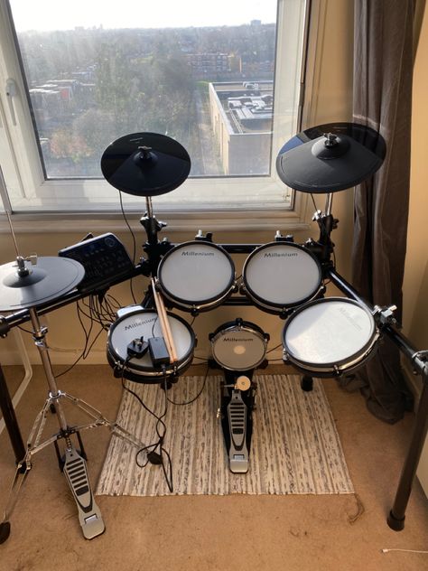 Electric Drum Kit Aesthetic, Electric Drum Set Aesthetic, Drum Set In Bedroom, Electric Drums Aesthetic, Playing Drums Aesthetic, Drum Kit Aesthetic, Drum Set Aesthetic, Drums Room, Drummer Aesthetic