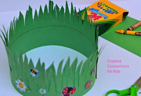 This crown of grass craft is perfect to go green for Earth Day. Grass Craft, Craft Table Ikea, Craft Paper Storage, Eco Friendly Building, Craft Storage Organization, Birthday Card Craft, Spring Preschool, Organization Furniture, Preschool Ideas