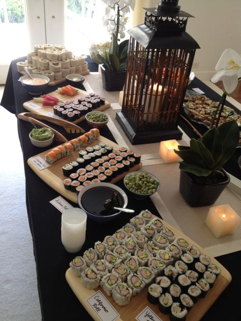 Sushi party Sushi Display Ideas, Japanese Buffet Table, Sushi Bar Party Ideas, Zen Party Decorations, Sushi Night Party, Sushi Graduation Party, Japanese Food Party Ideas, Sushi Birthday Party Ideas Decoration, Sushi Tablescape