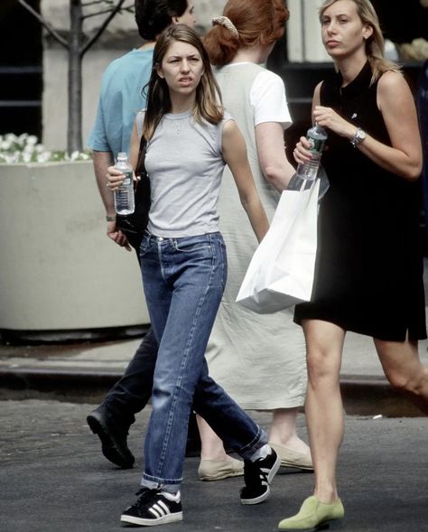 Sofia Coppola 90s, Sofia Coppola Style, Fashion Diary, Simply Dress, Embroidered Lace Dress, Sofia Coppola, Black Leather Skirts, Poses For Photos, 90s Style