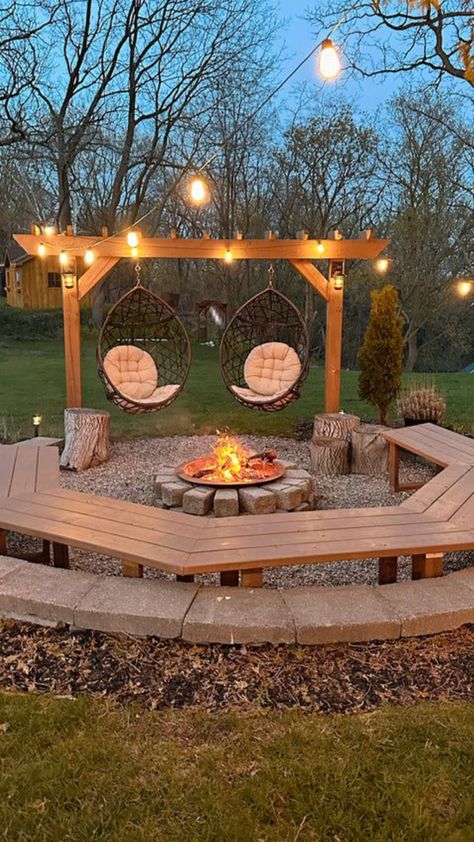 Outdoor Fire Pit Area, Koti Diy, Diy Backyard Patio, Outdoor Fire Pit Designs, Fire Pit Landscaping, Backyard Remodel, Fire Pit Designs, Have Inspiration, Backyard Inspiration