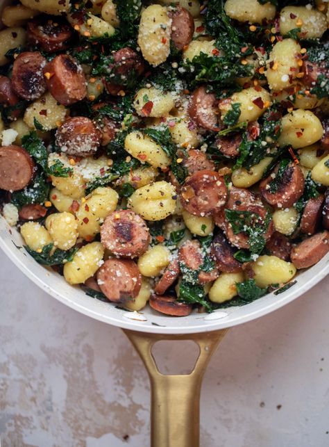 Sausage Kale Skillet Gnocchi - Smoked Sausage Skillet Gnocchi Kielbasa And Gnocchi Recipes, Kielbasa Gnocchi Recipes, Gnocchi Sausage Recipes, Smoked Sausage Recipes Easy, Dinner Meals For Family, Things To Eat For Lunch, Gnocchi Kale, Stovetop Dinners, Chicken And Smoked Sausage