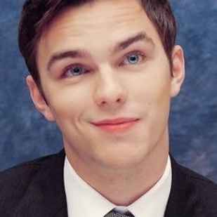 26 Male Celebs With Dimples That Will Melt Your Heart Nick Hoult, Nicolas Hoult, Dean O Gorman, Suited Men, Warm Bodies, Nicholas Hoult, Male Celebs, Hollywood Actors, Fashion Suits