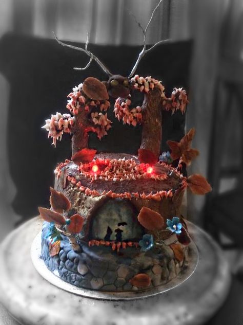 A cake inspired by Over the Garden Wall, such a good show! #overthegardenwall #cake #cakes Over The Garden Wall Party Decor, Over The Garden Wall Birthday, Over The Garden Wall Cake, Over The Garden Wall Diy, Over The Garden Wall Party, Otgw Party, Eyes Inspiration, Thanksgiving Cakes, Mine Mine