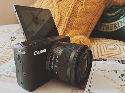 Canon EOS M10 Camera Canon Eos M10, Creative Wedding Cakes, Canon Dslr, Nikon Dslr, Camera Canon, Custom Wedding Rings, Cute Wedding Ideas, Canon Camera, Digital Slr Camera