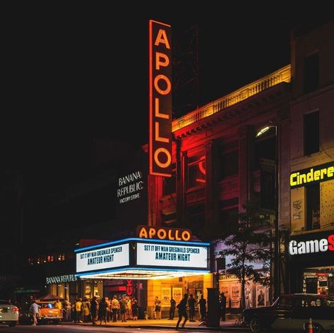 NYCgo on Instagram: “Harlem's world-famous Apollo Theater. 📷: @bpetttx3 for @nycgo⁠ ⁠ #NYCNeighborhoods #nycgoneighborhoods #nycgoharlem #NewYorkCity…” Nature, Skatepark Design, Art Deco Theater, Manifest Board, Harlem Nyc, New York City Pictures, Nyc Neighborhoods, Apollo Theater, Marvelous Mrs Maisel