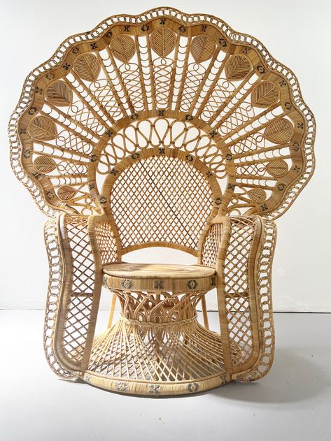 Habitat Furniture, Goddess Of Truth, Rattan Peacock Chair, Queen Chair, Bespoke Chair, Boho Style Decor, Peacock Chair, Chair Sofa Bed, Bamboo Furniture