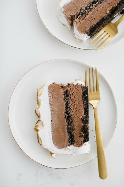 Vanilla Bean Blog, Sarah Kieffer, Chocolate Ice Cream Cake, Ginger Molasses, Baking Book, Slow Cooker Desserts, Chocolate Cheese, Molasses Cookies, Chocolate Sandwich