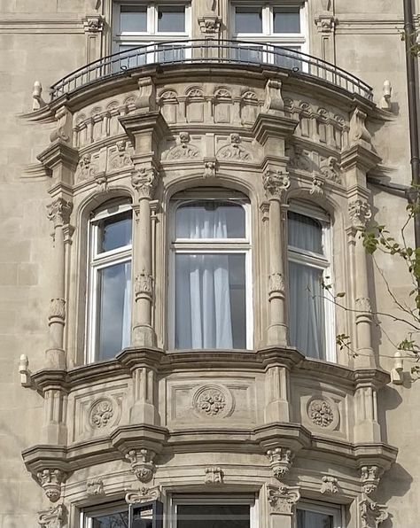 #luxemburg #royal #aesthetic #window Aesthetic Window, Royal Aesthetic, Notre Dame, Building, Travel