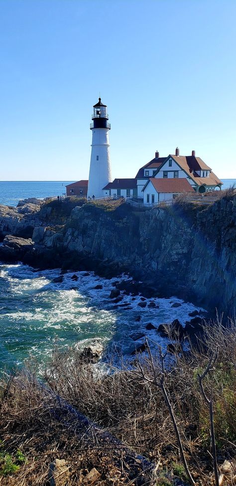 Portland, Maine Lighthouse Light House Photography Ocean, Lighthouses In Maine, Maine Lighthouses Photography, Lighthouse Scenery, Maine Wallpaper, Lighthouse Wallpaper, New England Wallpaper, Lighthouse Aesthetic, Bristol Maine