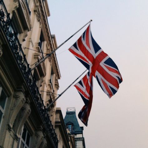 Aesthetic Pictures Square, Jack Aesthetic, Betsy Braddock, Captive Prince, England Flag, International Relations, Uk Flag, Land Of Enchantment, London Town