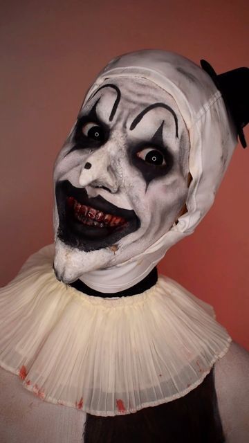 Art The Clown Terrifier Makeup, Terrifier Makeup, Weeping Woman, Halloween Parejas, Cosplay Art, Horror Make-up, Dark Makeup, October 10, Halloween Makeup