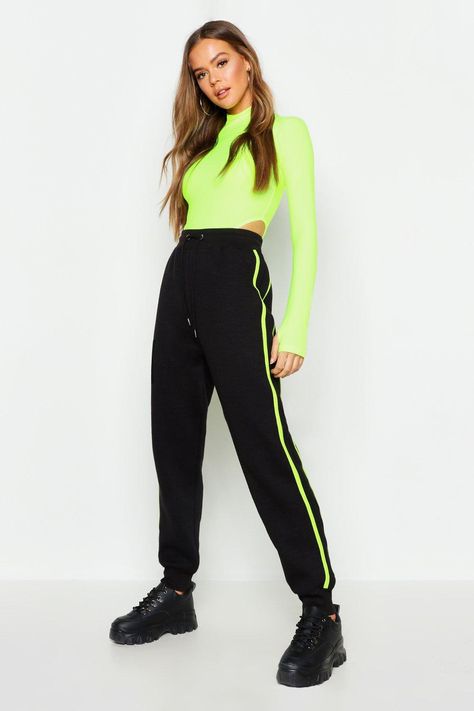 Womens Two Stripe Jogger Neon - black - 4 Elegant Crop Top Outfits, Neon Green Outfits, Green Outfits For Women, Young Outfit, Green Flower Girl Dresses, Black Dress Outfit Casual, Green Outfits, Festival Outfits Rave, Taiping