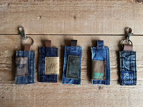 Blue Fabric Keychain - Repurposed Denim - Eco Friendly New Home Gift - Sustainable Gift - Jeans Lover Gift - Recycled Gift Recycled Keychain, Denim Keychain, Fabric Keychain, Repurposed Denim, Recycled Gifts, Denim Art, Denim Inspiration, Denim Ideas, Denim Diy