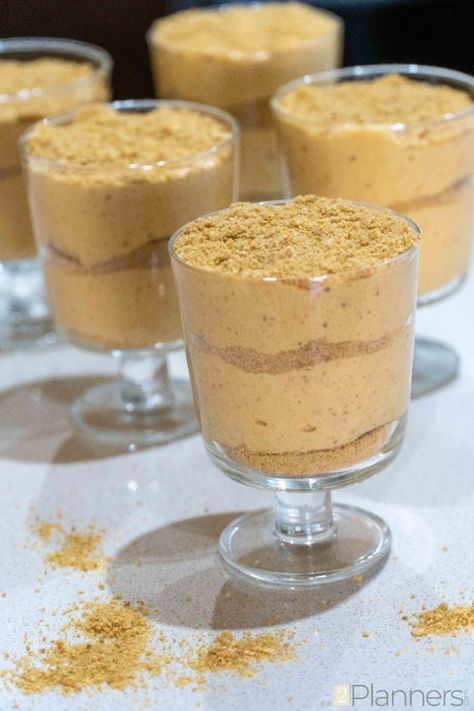 Portuguese Dessert Recipes Portugal, White Pudding Recipe, Portuguese Dessert Recipes, Brulee Recipe, Portuguese Desserts, Parfait Desserts, Rich Desserts, Decadent Cakes, Pudding Recipe