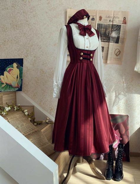 Classic Lolita, Old Fashion Dresses, Fantasy Dress, Historical Dresses, Lolita Dress, Lolita Fashion, Fancy Dresses, Victorian Fashion, Cute Fashion