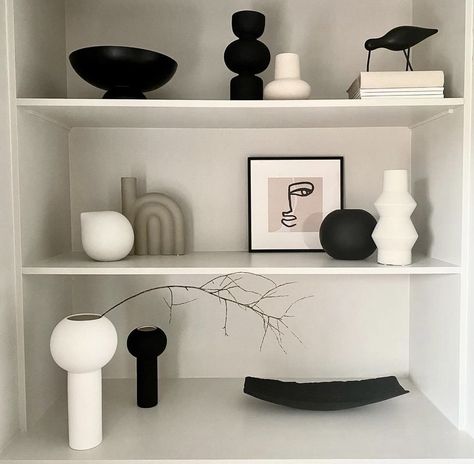 Shelf Decor Living Room, Cozy Minimalist, Design Philosophy, Home Inspo, Home Design Living Room, Decor Home Living Room, Living Room Decor Apartment, Living Room Inspo, Room Inspiration Bedroom