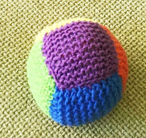 garter stitch knitted ball - really easy to make. Knitted Ball, Knitted Squares, Small Knitting Projects, Garter Stitch Knitting, Knitted Doll Patterns, Knitting Toys, Knitted Toys Free Patterns, Baby Hat Knitting Pattern, Easy Knitting Projects