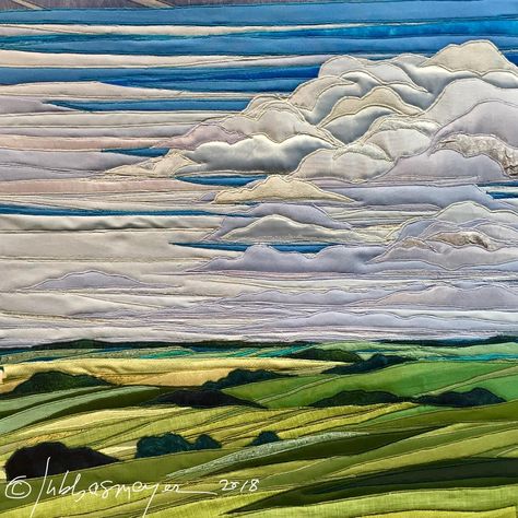 Fiber Art Landscapes, Quilted Landscapes, Cloud Quilt, Sky Quilt, Landscape Art Quilts, Landscape Quilt, Quilting Designs Patterns, Creative Textiles, Landscape Quilts