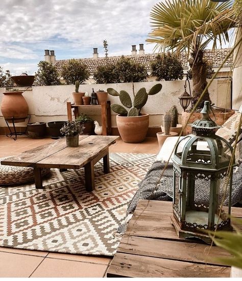 Moroccan Terrace, Ideas Terraza, Home Design App, Decorating House, Terrace Decor, Rooftop Terrace Design, Rooftop Design, House Games, Deco Studio