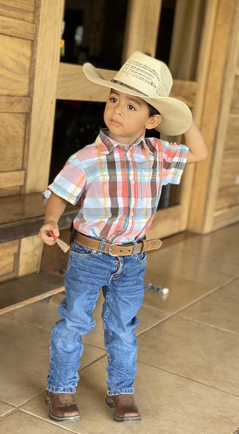 Cowboy Outfits For Boys, Cowboy Costume Kids, Toddler Cowboy Costume, Country Boy Outfits, Gender Reveal Outfit, Spirit Week Outfits, Toddler Photoshoot, Cowboy Costume, Toddler Photos