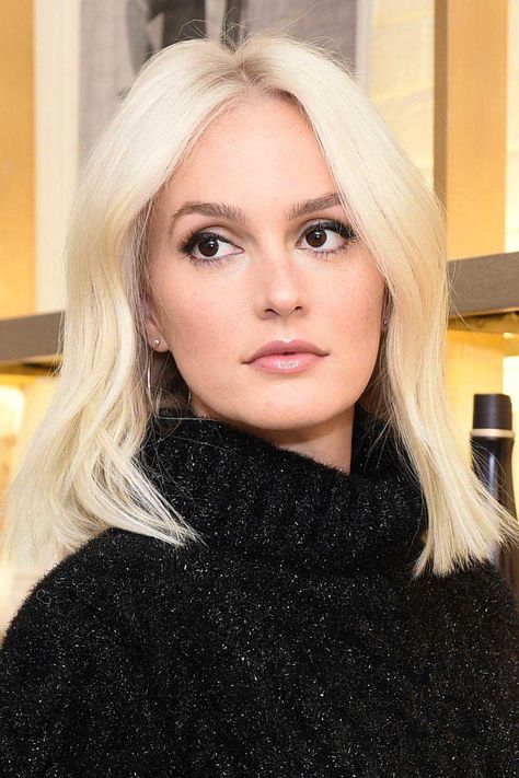 Leighton Meester - 2018: Platinum Blonde Bleached Hair Brown Eyes, Leighton Meester Hair, Blond Hair Brown Eyes, Medium Balayage, Aesthetic Honey, Honey Aesthetic, Blonde Honey, Brown Eyes Blonde Hair, Balayage Ideas