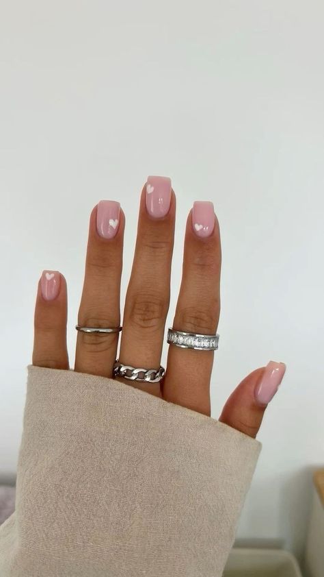 Short Nails Ideas With Hearts, Love Heart On Nails, Pink Biab Nails Short, Simple Nail Art Heart, Short Oval Biab Nails, Cute Basic Valentines Day Nails, Poly Gel Nail Inspo Short, Plain Nails With Heart, Gel Nails Heart Designs