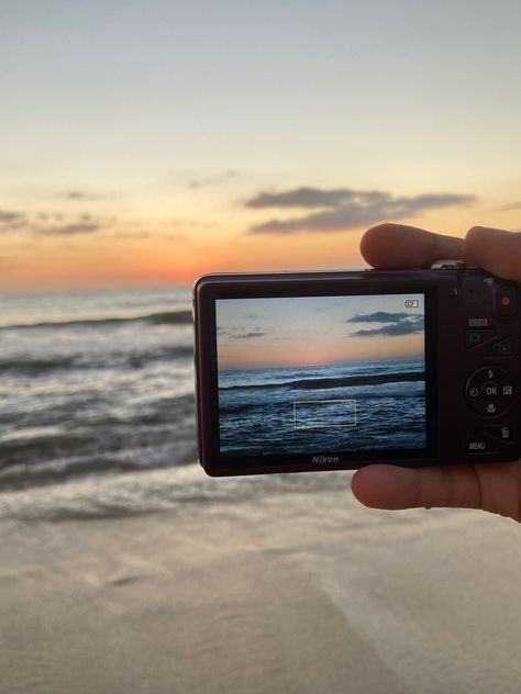 Camera Digital, Foto Ideas Instagram, Summer Feeling, Summer Dream, Beach Vibe, Beach Girl, Summer Aesthetic, Beach Life, Beach Pictures