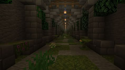 Underground Stairs Minecraft, Underground Survival Base Minecraft, Minecraft Hallway Floor Designs, Underground Tunnel Minecraft, Hallway Minecraft Ideas, Underground Railroad Minecraft, Hallway Ideas Minecraft, Minecraft Underground Garden, Dark Minecraft Aesthetic