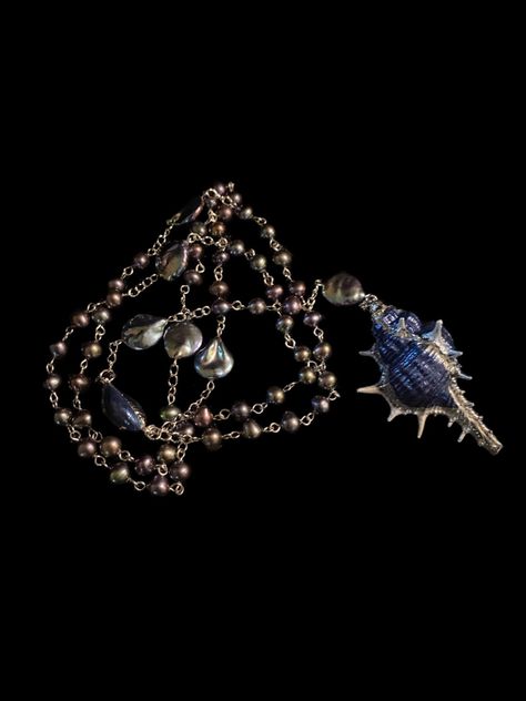 the siren rosary by vampyrgrl on etsy Siren Necklace Aesthetic, Siren Aesthetic Jewelry, Siren Core Jewelry, Siren Jewelry Aesthetic, Sirencore Jewelry, Siren Accessories, Mermaid Core Jewelry, Mermaid Editorial, Siren Wedding