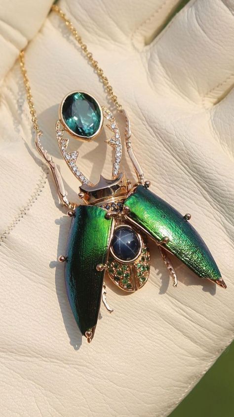 Insect Inspired Jewellery, Beetle Jewelry, Mouse Ring, Jewel Beetle, Bug Jewelry, Craft Sculpture, Insect Wings, Rare Jewelry, Insect Collection