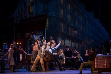 Robert Fairchild, Brandon Uranowitz, Max von Essen and Cast of AN AMERICAN IN PARIS at Theatre du Châtelet in Paris American In Paris, Broadway Costumes, An American In Paris, Broadway Musical, Bruce Willis, Show Photos, Musical Theatre, Modern Family, City Guide