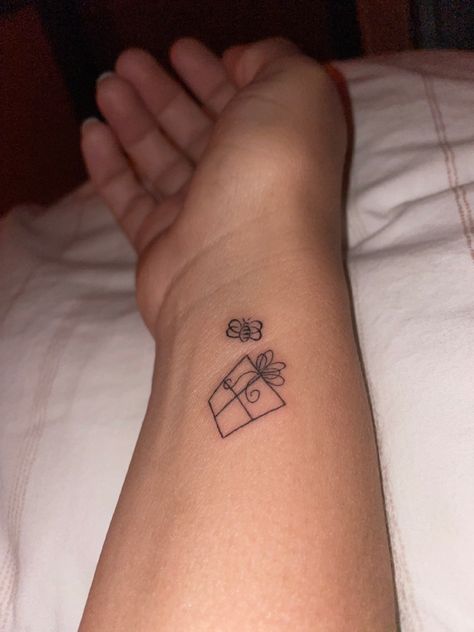 Bee Present Tattoo, Be Present Tattoo, Present Tattoo, Being In The Moment, Being Present, Be Present, Tattoos And Piercings, Triangle Tattoo, Geometric Tattoo