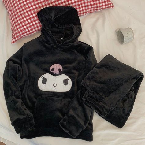 Kuromi Merch, Kuromi Hoodie, Kuromi Things, Pom Pom Clothes, Kuromi Stuff, Kuromi Outfit, Kuromi Clothes, Sanrio Clothes, Alt Clothes