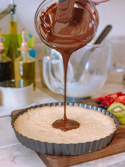 Chocolate Tart Recipe Easy, How To Make Fruit Tart Crust, Chocolate Fruit Tart, Fruit Tart Crust, Kneaders Fruit Tart Recipe, Fruit Flan Recipe, Chocolate Tart Shell Recipe, Chocolate Glazed Chocolate Tart, Easy Fruit Tart