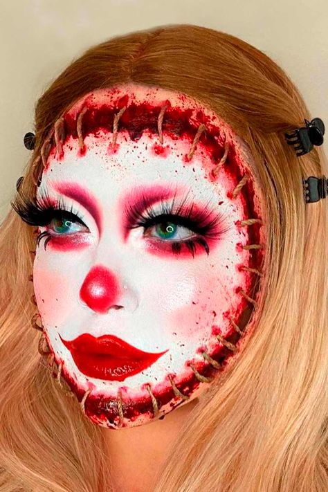 Scary Face Halloween Makeup, Scary Glam Halloween Makeup, Scariest Halloween Makeup, Best Halloween Makeup Looks, Scary Horror Makeup Ideas, Scary Clown Makeup Women, Halloween Creative Makeup, Halloween Face Makeup Scary, Christmas Horror Makeup